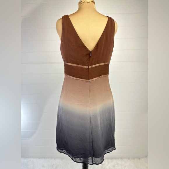 Anne Klein • 100% Silk Pleated Sleeveless Brown to Grey Ombré Midi Dress Sz 14 - Picture 4 of 8